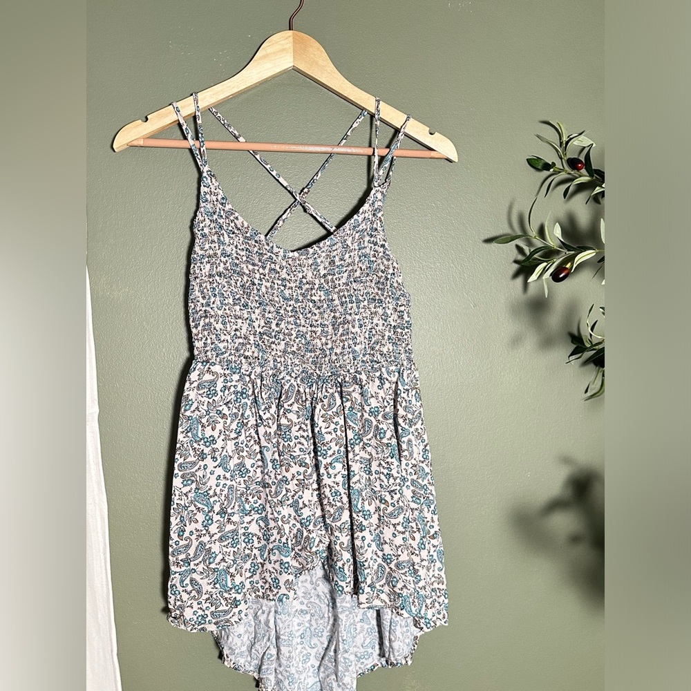 Adorable Paisley High Low Strappy Top (size M)